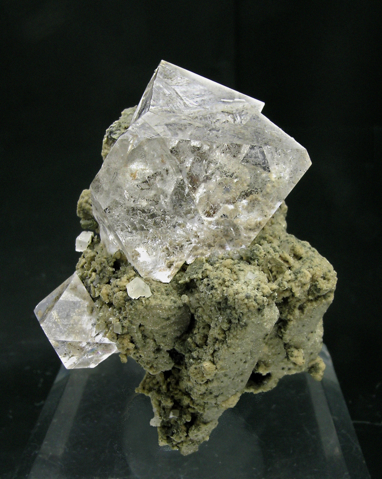 Octahedral Fluorite With Galena And Siderite - Second Sovetskii Mine ...